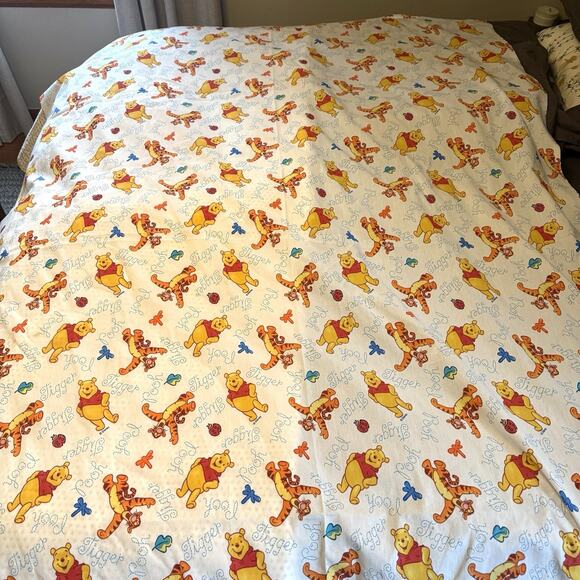 Vintage Winnie The Pooh & Tigger Twin Flat Top Sheet EUC Made In The USA 90s - Picture 7 of 7